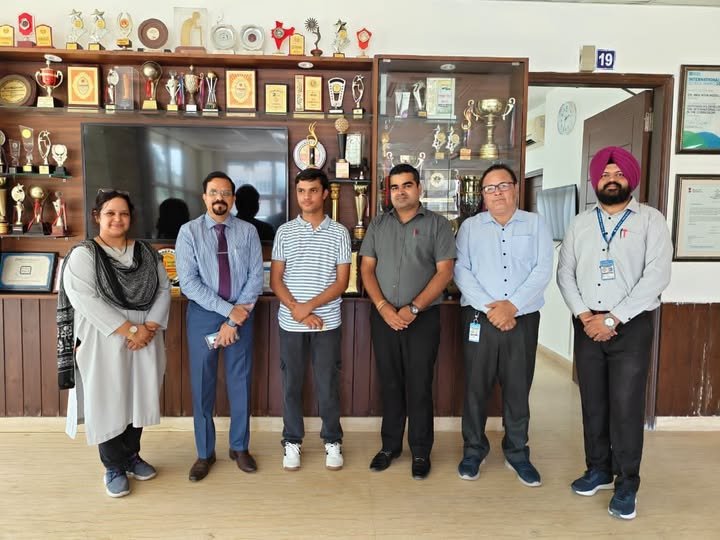 *Academic Glory: Vansh Panwar Shines at JEE-Advanced*